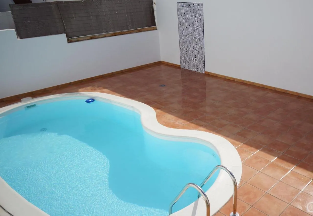 Surfers Retreat (Adults Only) Hostel Corralejo 0*,