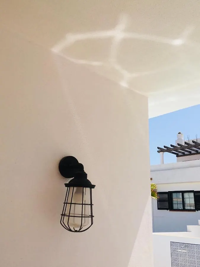 Surfers Retreat (Adults Only) Hostel Corralejo